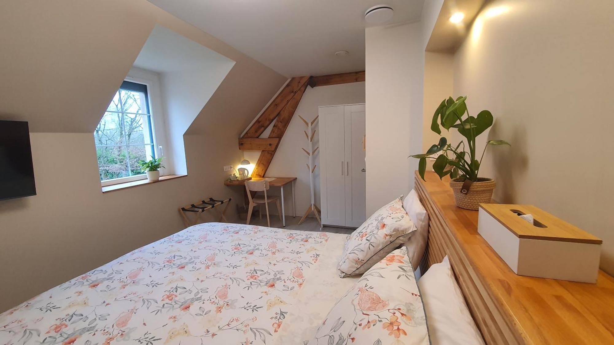 Au Fil De L'Eau Bed & Breakfast La Chapelle-Saint-Aubin ภายนอก รูปภาพ